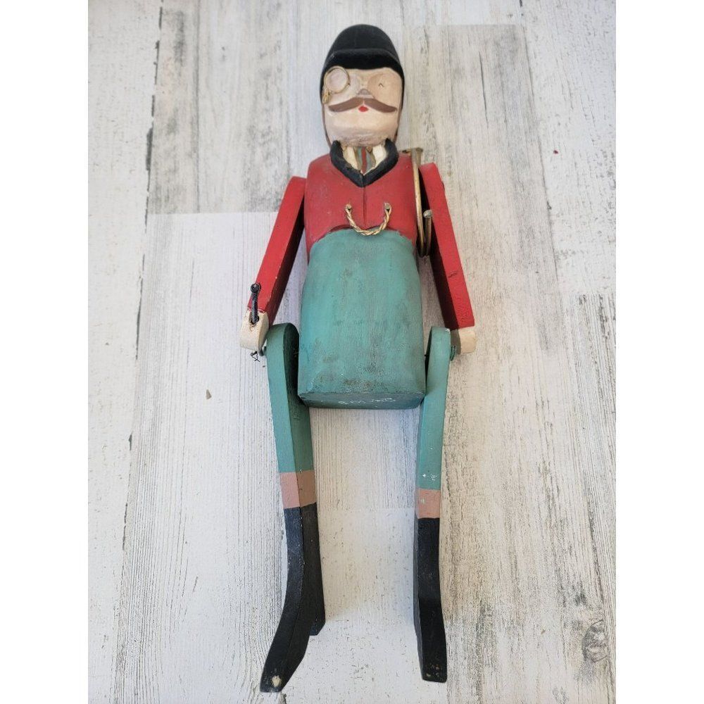 Vintage large‎ wooden jointed Master Fox Hunter English Royal